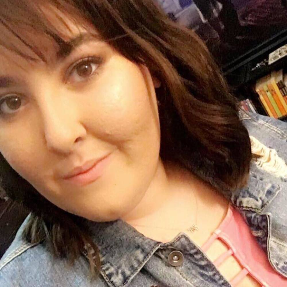 Meet your Posher, Dimitra